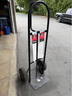 Milwaukee HEAVY DUTY D-HANDLE HANDTRUCK