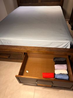 Full size bedset for sale