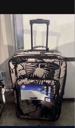 luggage  Medium brand new $80
