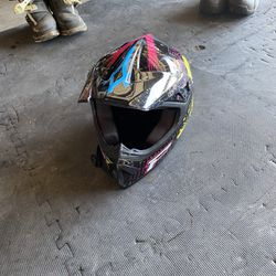 dirtbike helmet