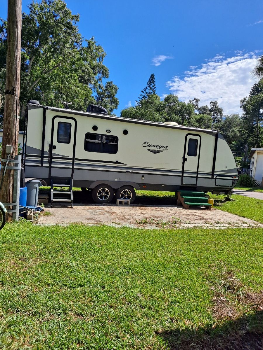 2018 Surveyor Forest River