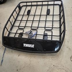 Thule Canyon XT Rooftop Cargo Rack