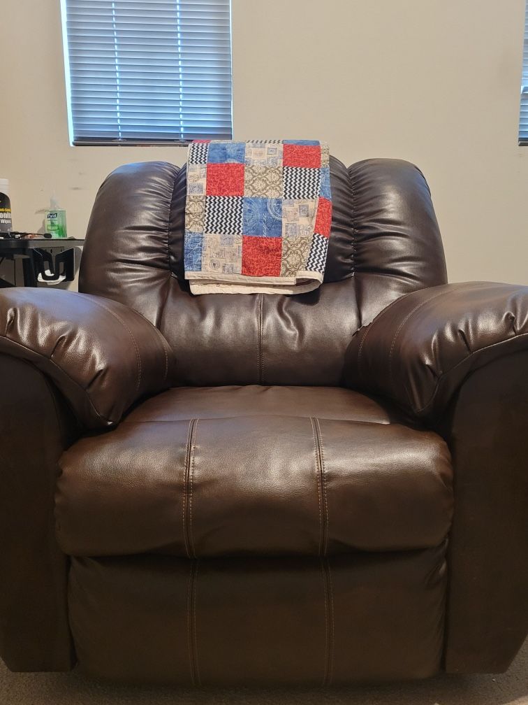 Recliner