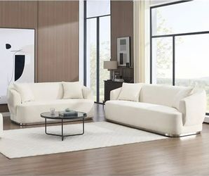2 PC SOFA AND LOVESEAT NEW IN BOX