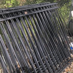 Black 6’ Tall Fencing Panels 