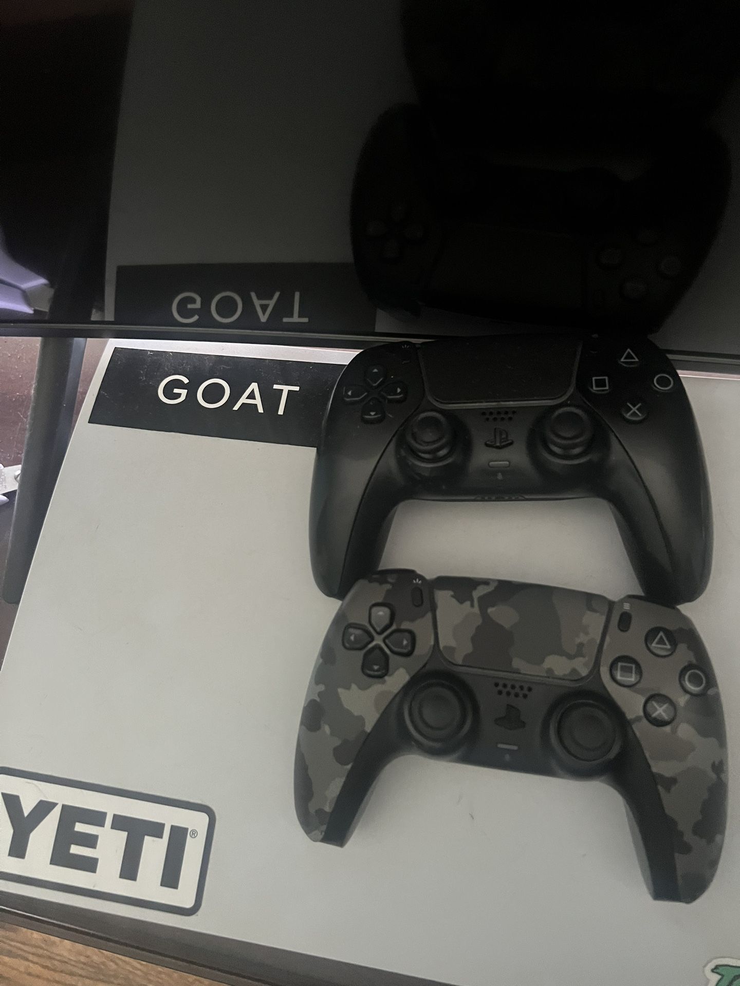 Ps5 + 2 Controllers