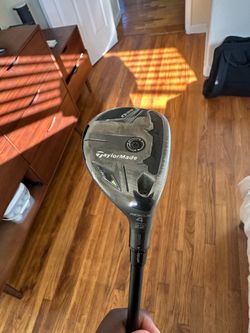 TaylorMade Qi35 4 Hybrid