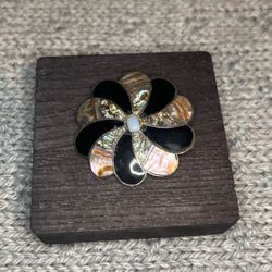 Vintage 925 Sterling Silver Abalone Pinwheel Brooch