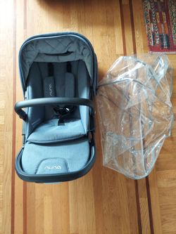Nuna Demi Grow Sibling Seat