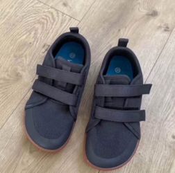 New wide toe shoes