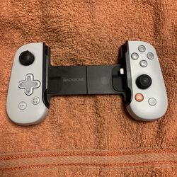 Backbone PS iPhone Controller 
