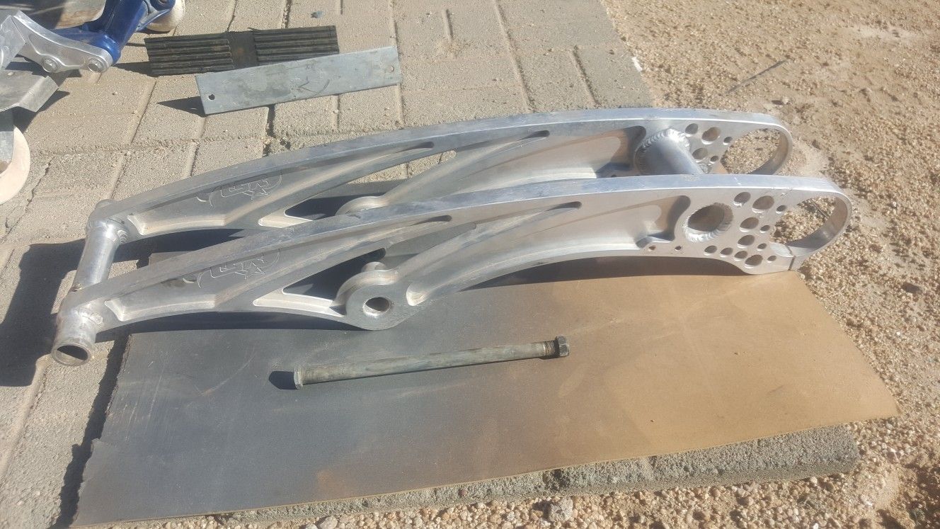 Yamaha banshee swingarm +12"