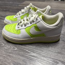 Nike Air Force Lime Green