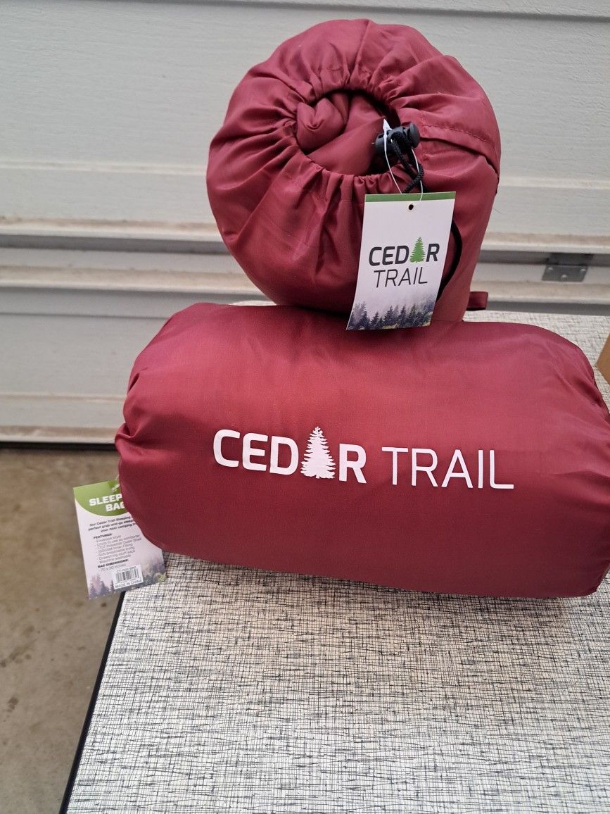 2 Cedar Trail Sleeping Bags