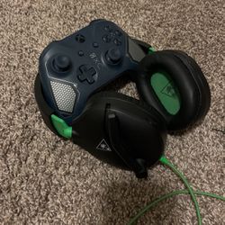 Xbox One Remote With Recon 70 Headset 
