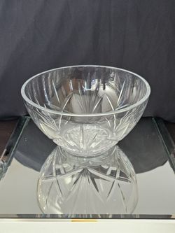 Crystal glass bowl
