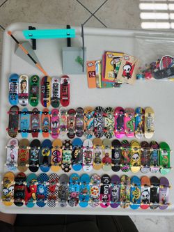 Tech Deck Huge Lot Skateboards Fingerboards Accessories 50+