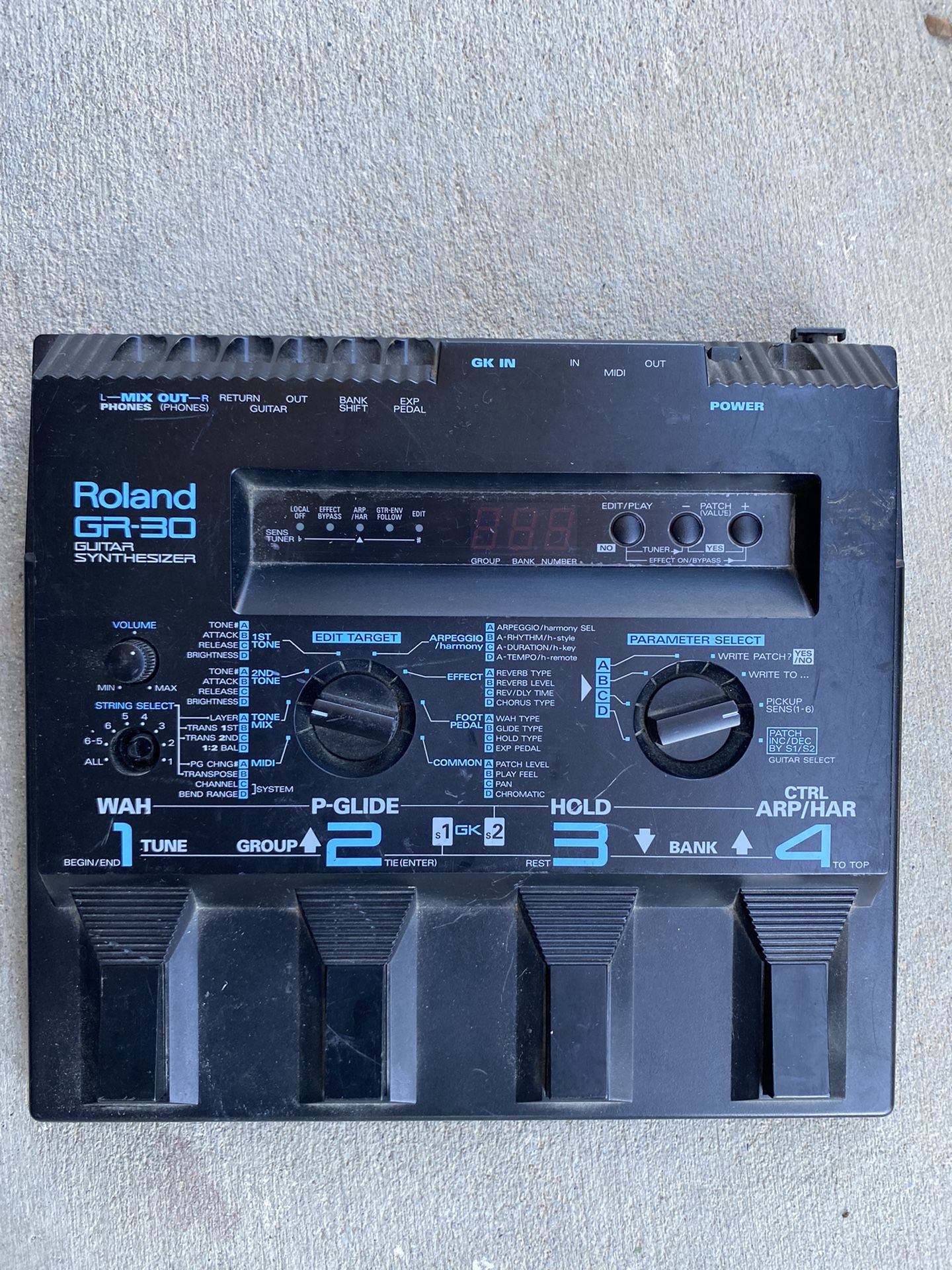 Roland GR-30 Synthesizer