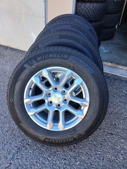 2025 NEW OEM ORIGINAL TAKEOFFS CHEVY SILVERADO RST 18 INCH TIRES MICHELIN 99 % DOT 0425 $ 995 FIRM...