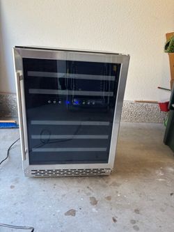 Phiestina 46-Bottle Dual Zone Wine Cooler – Stainless Steel – Built-In/Freestanding
