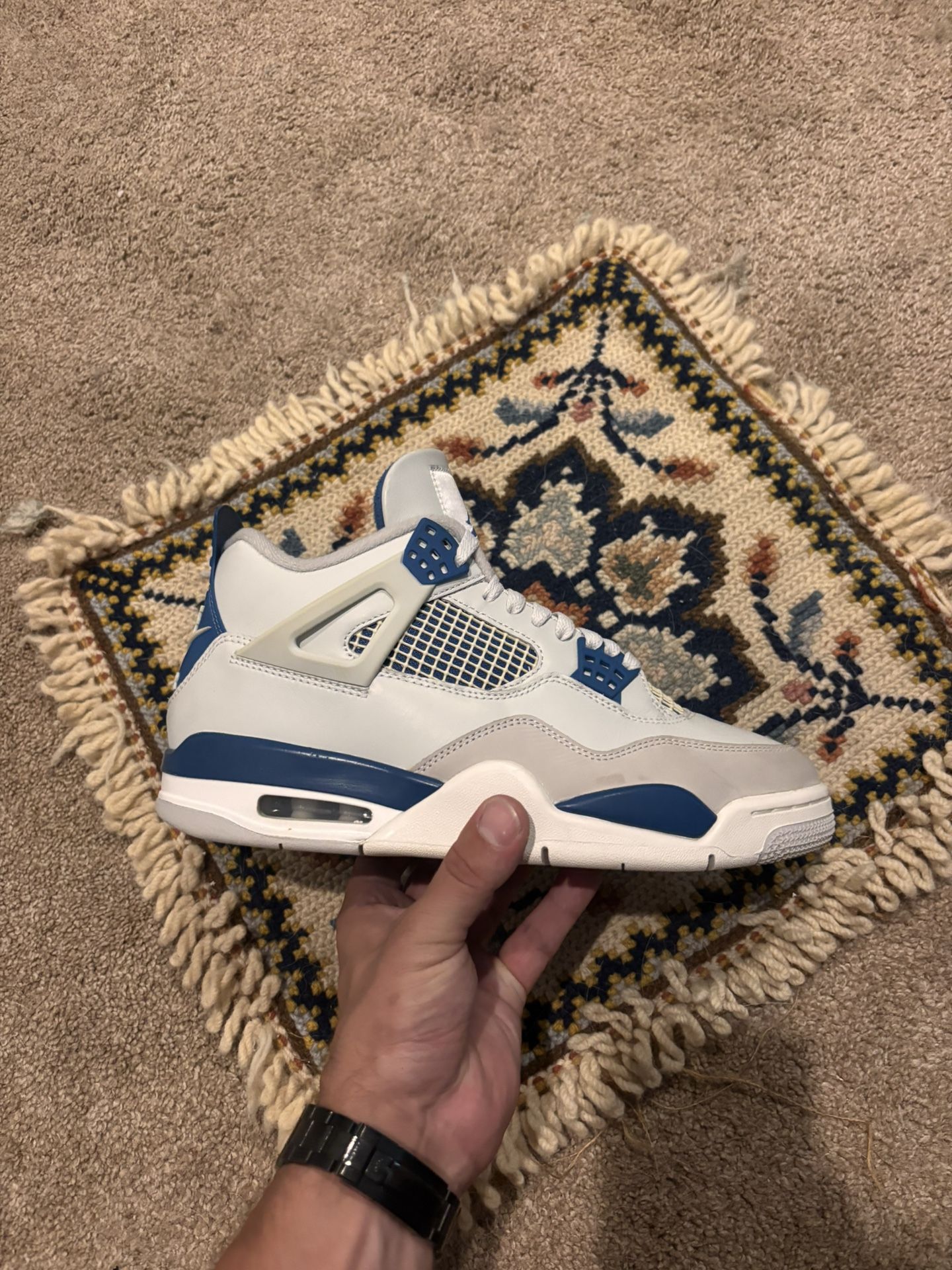 Jordan 4 Military Blue