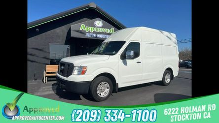 2014 Nissan NV2500 HD Cargo