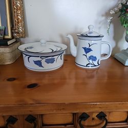   Ceramic Tea Pot And Casserole Bowl 