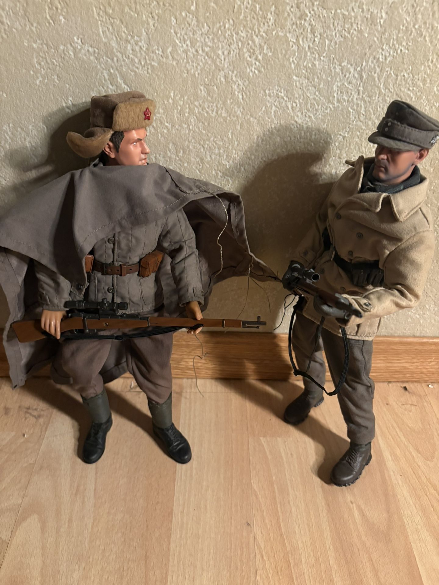WW II German And Russian Soldier Action Figure