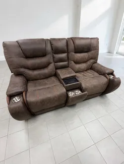Laredo Springs Reclining Loveseat – Brown