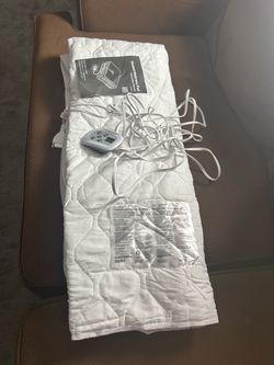 Twin size heated mattress pad