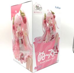 Hatsune Miku Sakura Miku 2025 Wink Ver. Noodle Stopper Figure manufactured by FuRyu.
