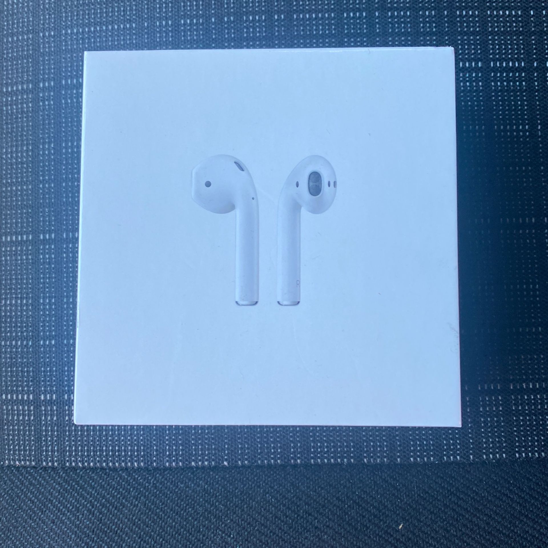 Apple AirPods