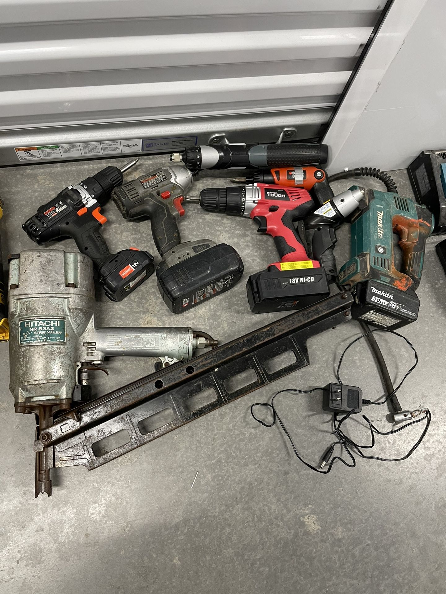 Contractor Tool Lot – DeWalt Makita Hitachi Tools with Boxes & Chargers