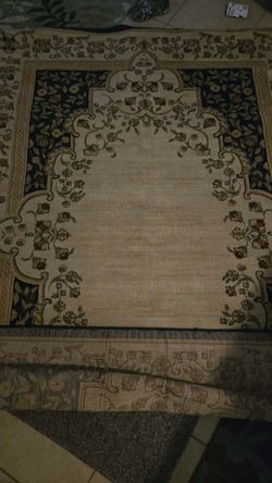 Large Traditional Floral Area Rug