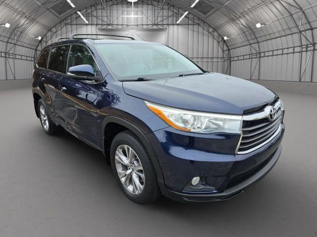 2016 Toyota Highlander