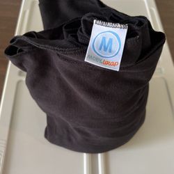 Moby Wrap Baby Carrier/swaddle