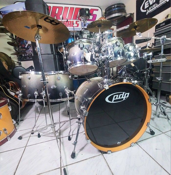Pdp All Maple X7 Complete Mega Drum Set !! $850 Or Best Offer !!