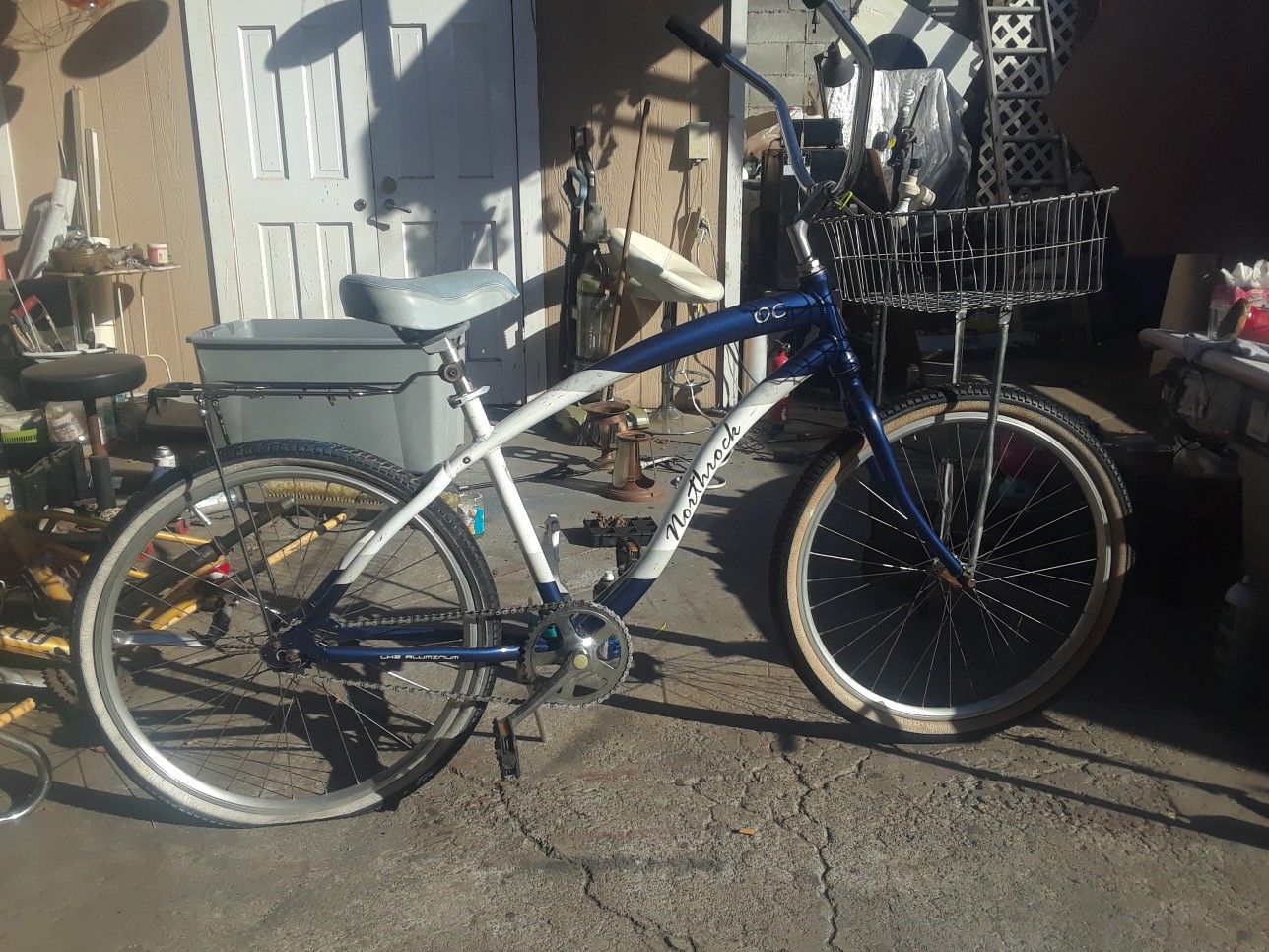 Aluminum light weight beach cruiser