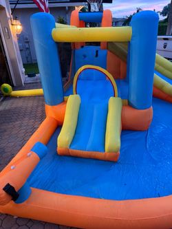 Kids water slide bounce house