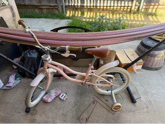 14 in Bike with training wheels