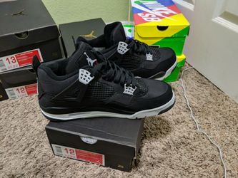 Air Jordan 4 Retro 