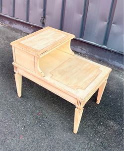 Farmhouse Country Nightstand FREE DELIVERY 🚚 TAMPA & SURROUNDINGS