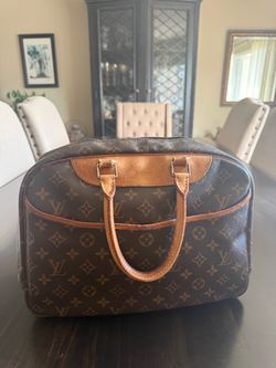Authentic Vintage Louis Vuitton Deauville Monogram Vintage Handbag