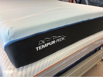 King size Tempurpedic Lux Breeze soft -Model display