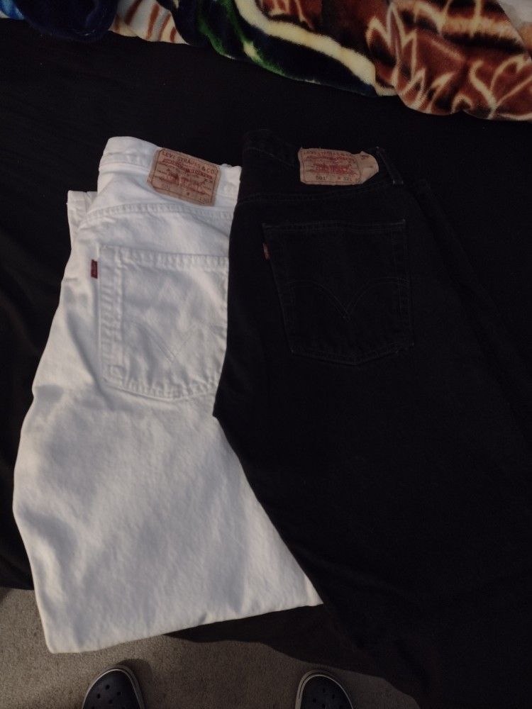2 X Levi's 501  32 X30