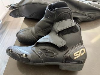 Sidi Women’s Motorcycle Riding Boots Size 8