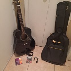 Yamaha f335 acoustic guitar 