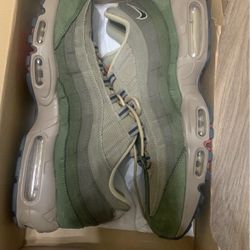 Nike Air Max 95 Se Rough Green Size 12