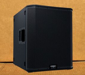 QSC Powered Subwoofer 18" Active Bass Cabinet 3600 Watts KS118 With Caster Wheels 🚨 Payment Options Available 🚨 No Credit Needed 🚨 