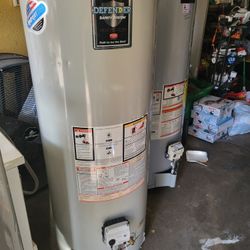 Gas Water Heater 50 Gal In Good Condition And Warranty Works Great 19th Ave And Baseline 